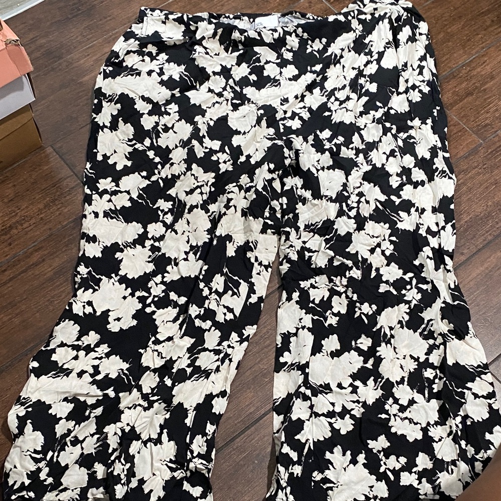 Nordstrom Black and White Floral Pants